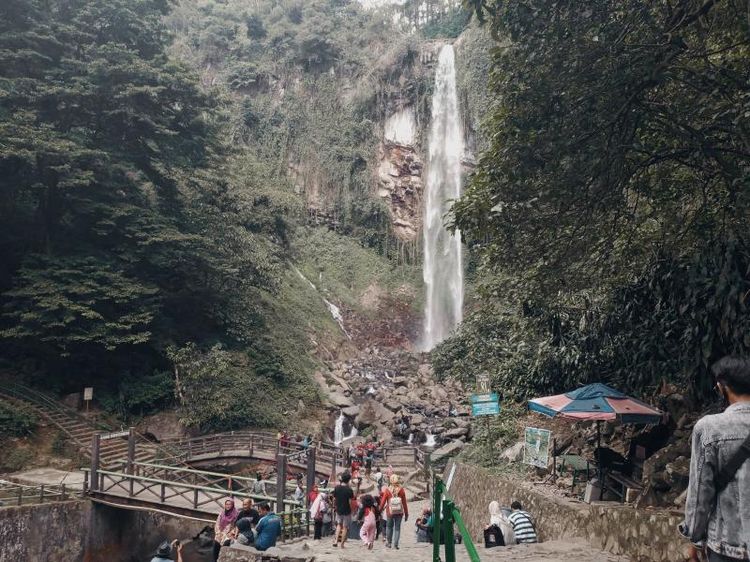 Foto: Belajar Membatik hingga Belanja Barang Antik di Solo