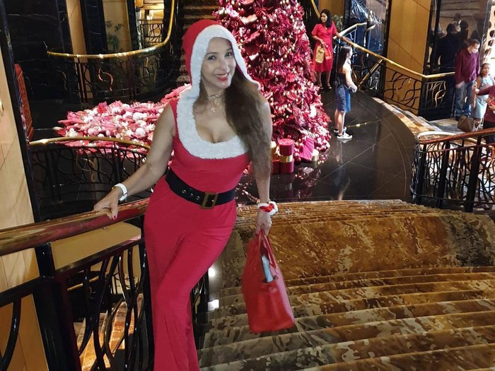 Kiki Fatmala rayakan Natal