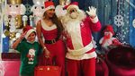 Momen Kiki Fatmala Rayakan Natal