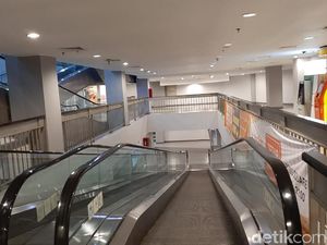 Poins Square Sepi Ditinggal Pengunjung, Pelapak Jual Toko