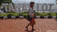 Sebelum pandemi, wisatawan yang datang bisa mencapai 3-4 ribu orang per hari. Kalau akhir pekan, jumlah turis bisa tembus di angka 8 ribuan.