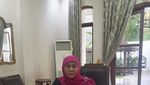Momen Seru Khofifah Saat Borong Petai hingga Minum Jamu