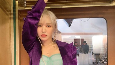 Wendy Red Velvet Tampil Perdana di Konser SMTOWN Live Culture Humanity