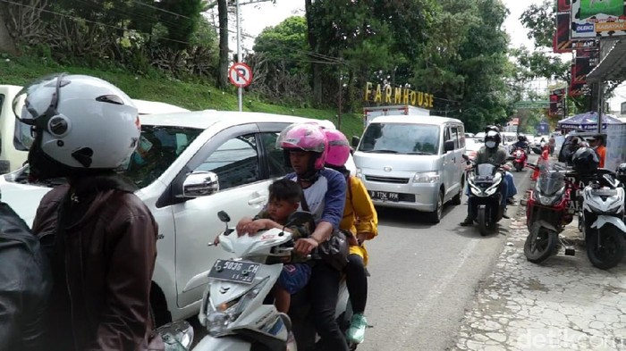 WIsatawan ke lembang meningkat di hari ketiga libur tahun baru