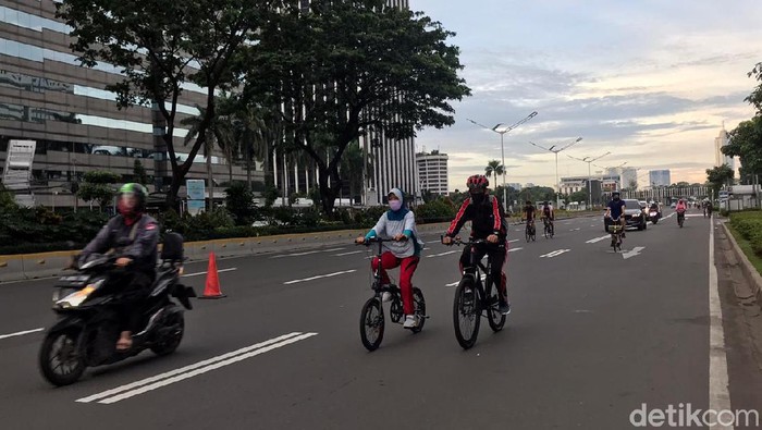 Aktivitas olahraga di minggu pagi pertama 2021 Aktivitas olahraga di minggu pagi pertama 2021