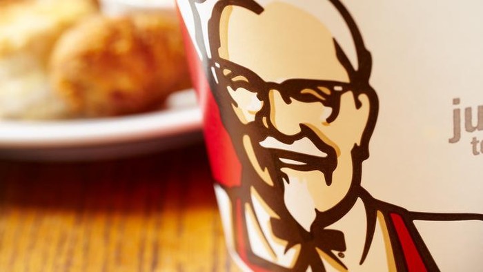 Colonel Sanders KFC Kini Tampil Lebih Langsing dan Seksi