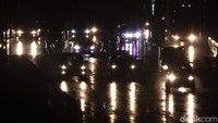 Puncak arus balik libur Natal dan Tahun Baru (Nataru) 2021 di Tol Cileunyi, diprediksi terjadi malam ini, Minggu (3/1/2021).