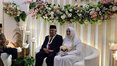 Sah! Ini Foto Pernikahan Din Syamsuddin-Rashda Diana