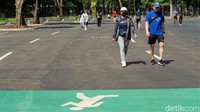 Dari jam pagi misalnya dari jam 7 itu udah ramai sampai nanti jam 11-an itu udah mulai sepi, nanti sore jam dua atau setengah tiga sih itu udah mulai ramai lagi sampai jam 9 malam, kata petugas.