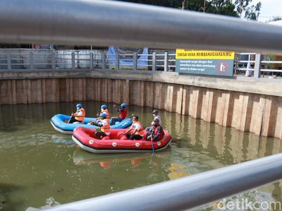 Foto: Wisata di Kolam Penampung Air Hujan Bandung