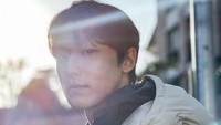 Dalam unggahan fans Lee Do Hyun di Instagram, beredar foto penampilan pemeran Sweet Home itu saat SMP. (Foto: dok. Instagram @ldh_sky)