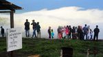 Libur Tahun Baru, Bukit Tirai Embun Ramai Pengunjung