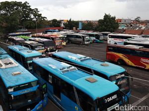 Polisi Waspadai Travel Gelap yang Angkut Pemudik ke Jabar