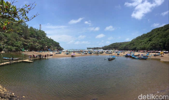 Pantai Baron