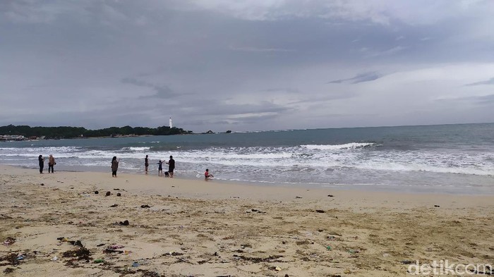 Pantai Santolo Garut sepi