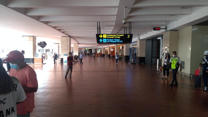 Suasana Bandara Soekarno-Hatta Minggu (3/1/2021) pukul 10.09 WIB. (Foto: Adhyasta Dirgantara/detikcom)