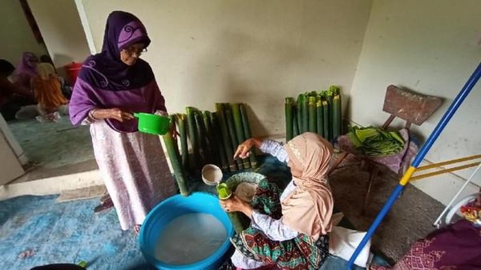 Tradisi Malamang