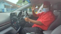 “Seperti yang kita tahu, BBM adalah energi yang tidak dapat diperbarui. Artinya, penggunaan mobil listrik ini bisa mengurangi konsumsi BBM,” ujar Uu dalam pernyataan tertulis yang diterima detikOto, Minggu (3/1/2021). Foto: Dok. Humas Pemprov Jabar