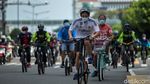 Warga Jakarta Ramai-ramai Bersepeda di Minggu Pertama 2021