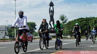 Urutan pertama diduduki oleh Shanghai. Sedangkan Hong Kong merosot dari urutan satu di tahun lalu, kini ke posisi ketiga. Sementara Tokyo, Jepang tetap stabil di posisi kedua. Taipei, Taiwan berada di posisi kelima, urutan keempatnya ditempatkan oleh Monako, negara kecil kaya di Eropa Barat. Rifkianto Nugroho/detikcom  