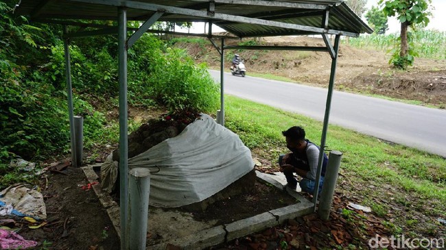 Watu Blorok, Legenda Batu Jelmaan Joko Welas dan Roro Wilis di Mojokerto