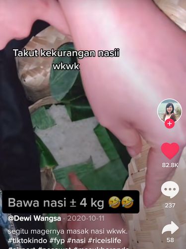 Bawa Banyak Nasi Saat Naik Pesawat, Netizen : Mirip Emak Gue!