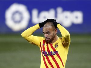 Barcelona Butuh Striker Murni Tambahan