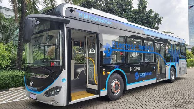 Bus listrik Higer yang diuji coba Transjakarta
