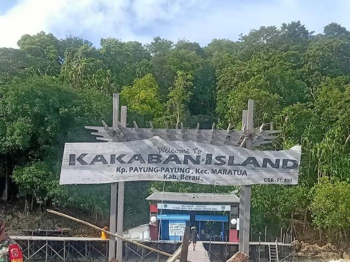 Danau Kakaban Tutup