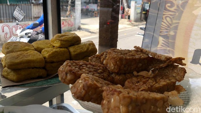 Harga Tahu-Tempe Naik, Ini Jurus Pedagang Warung Nasi Biar Tetap Jualan