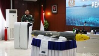 KSAL kemudian memerinci karakteristik seaglider itu. KSAL menegaskan alat tersebut masih persis seperti saat pertama kali ditemukan nelayan di Selayar.