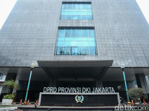 DPRD DKI Telusuri Sosok Influencer yang Ngaku Disuntik Vaksin Ketiga