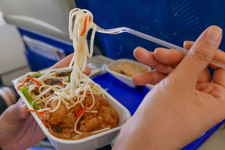 Thailand Buat Larangan Makan di Pesawat