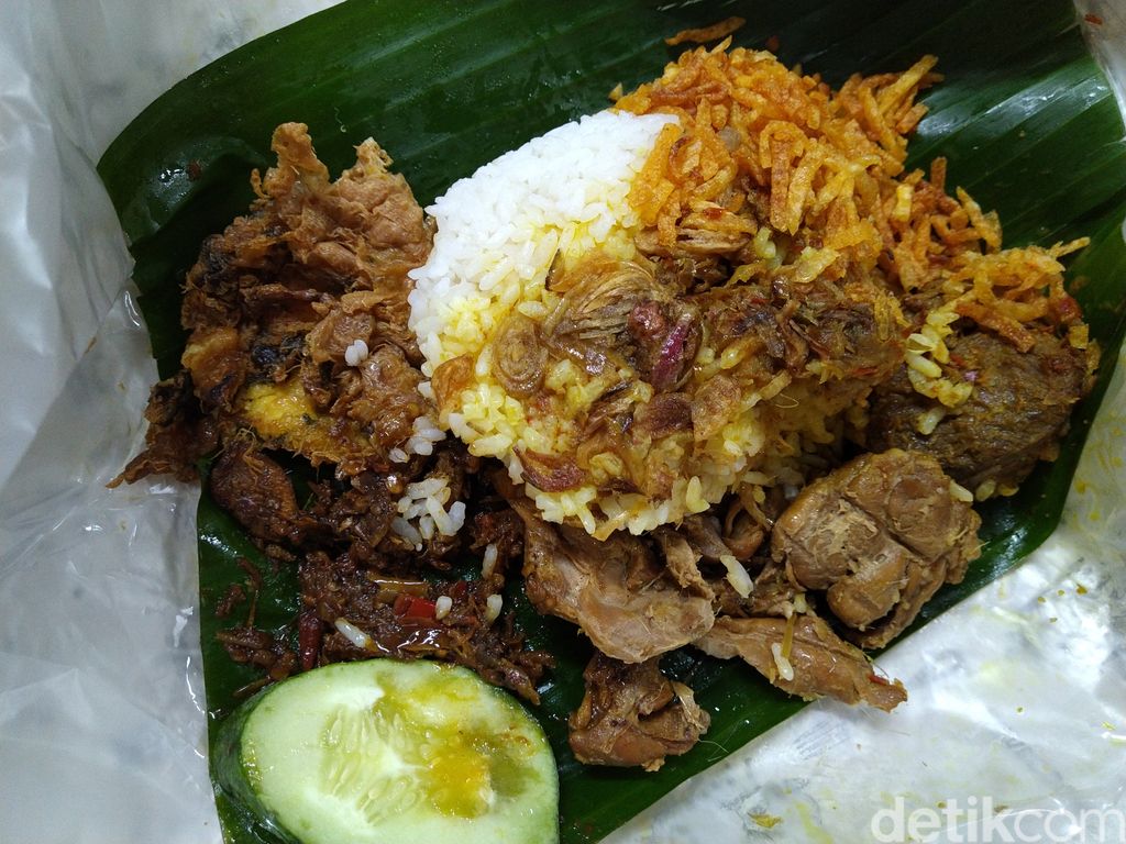 Nengcook : Puas Makan Nasi Bungkus Kekinian dengan Belasan Lauk