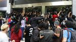 Penampilan Nobu Saat Diperiksa Soal Video Syur di Polda Metro
