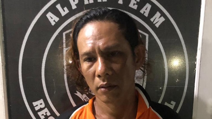 Pelaku penikam polisi di Makassar (Foto: Istimewa)