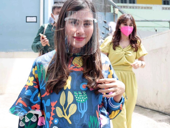 Syahnaz Sadiqah Syahnaz Sadiqah saat ditemui di studio Trans TV.