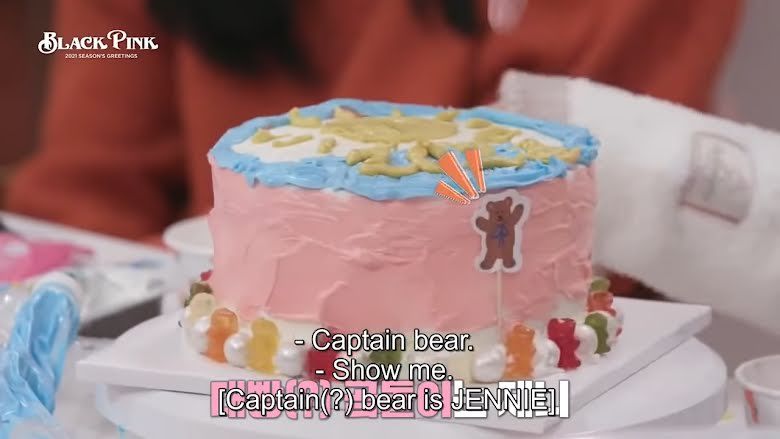 BLACKPINK Seru-seruan Hias Kue Sekaligus Ungkap Harapan di 2021