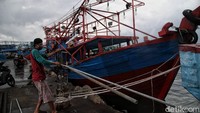 Salah satu nelayan mengatakan saat ini hanya mendapatkan 60 kilogram ikan saja dalam sekali melaut. 