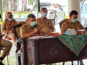 Pemkab Rembang: Seluruh Nakes Disuntik Vaksin COVID-19 Tahap Pertama