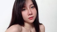 Selain main game, Jena Dammaya juga suka nyanyi dan memasak. (Foto: dok. Instagram @jenadammaya)  