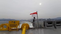 Seperti diketahui, proyek Independent Power Plant (IPP) Jawa-1 merupakan proyek yang mengintegrasikan fasilitas gas dengan pembangkit listrik yang terdiri dari PLTGU 1.760 MW, FSRU, pipa gas antara PLTGU dengan FSRU, dan jalur transmisi yang menyambungkan PLTGU dengan titik interkoneksi. Proyek ini berlokasi di desa Cilamaya, Kabupaten Karawang Jawa Barat. Istimewa/Dok. PLN.