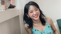 Kim Sejeong mewakili manajemen Jellyfish Entertainment saat itu. (Foto: dok. Instagram @clean_0828) 