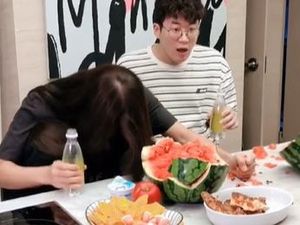Pecahkan Semangka Pakai Tangan, Video Lee Si Young Viral di TikTok!