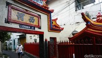 Tahun baru Imlek sendiri akan jatuh pada 12 Februari mendatang.