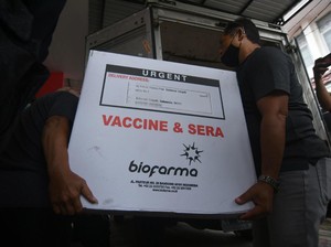 Seremoni Pengiriman Vaksin Corona Disorot di Medsos, Ini Komentar Bio Farma
