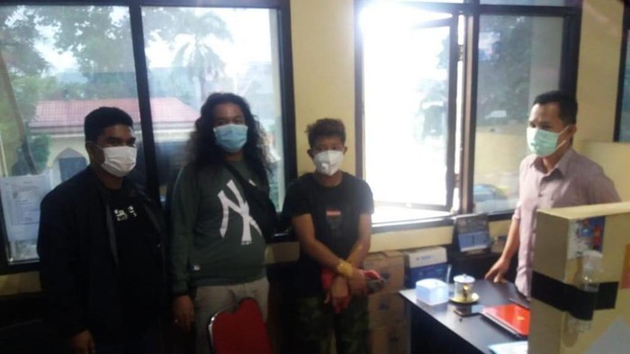 Pelaku pengeroyokan warga di Bulukumba yang diajak Kades Herman (dok. Istimewa).