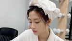 10 Potret Moon Ga Young, Si Cantik Jadi Cewek Jelek di True Beauty