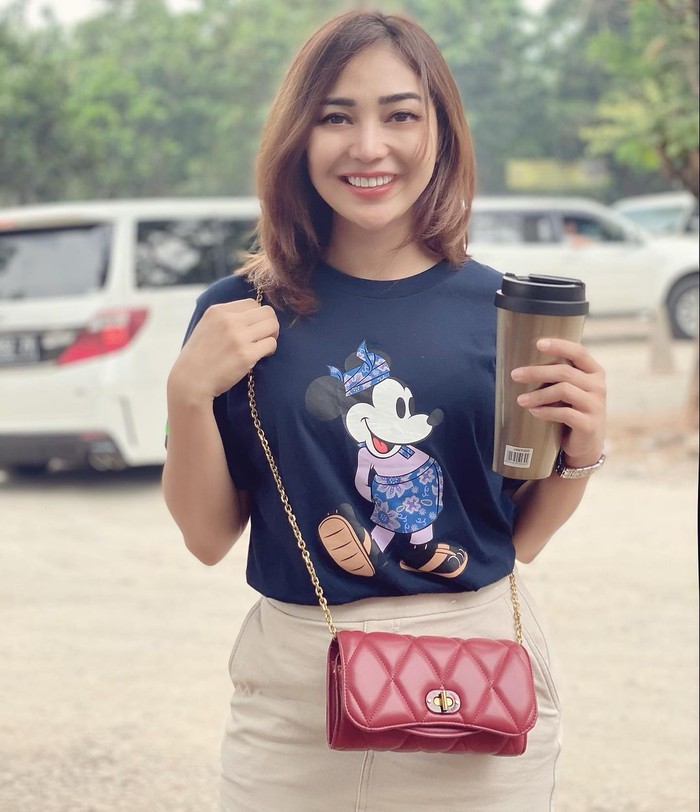 Potret Penyanyi Dangdut Chacha Sherly Chacha Sherly meninggal dunia dalam kecelakaan beruntun di Semarang.