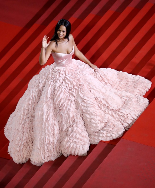 Dari lama Wikipedia, Rita Pereira yang kini berusia 38 tahun diketahui berprofesi sebagai aktris dan presenter. Sebelum terjun ke dunia hiburan, ia memulai karier sebagai model saat berusia 22 tahun. (Foto: Getty Images)